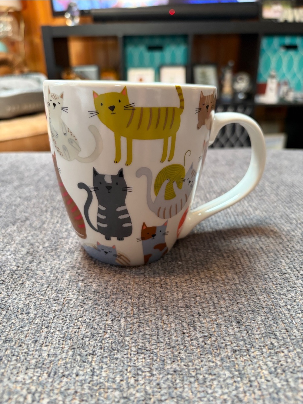 Pfaltzgraff Multicolor Cat Pattern Ceramic Mug